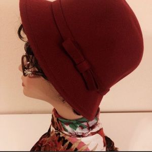 Vintage Wool Fedora Cloche Hat (wine)